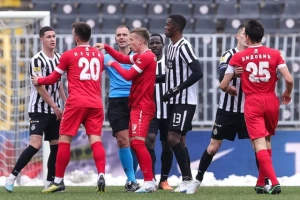 Kragujevčani nose bod iz Humske, Partizan očajan pred derbi!